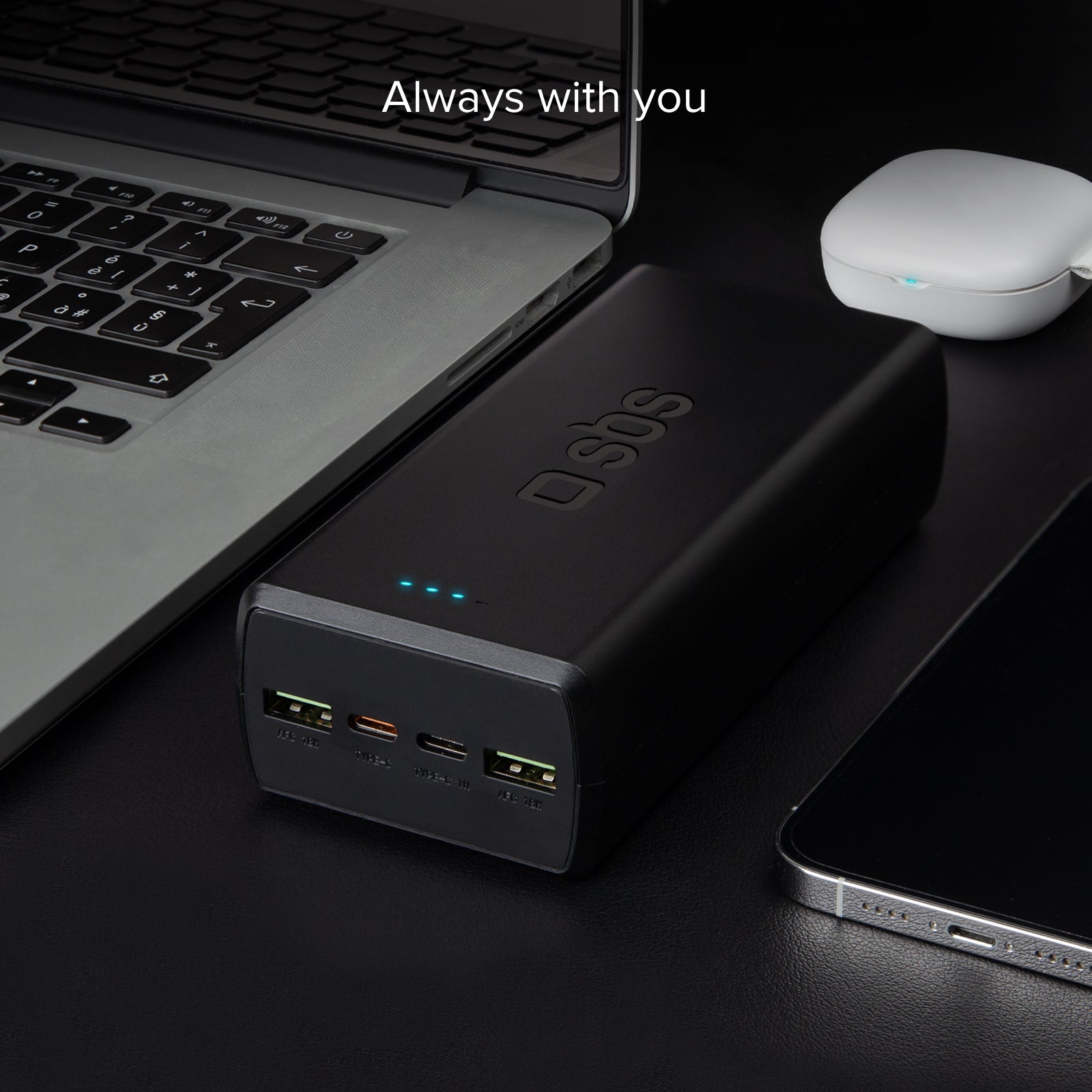 30.000 mAh-Powerbank mit 2 USB-C und 2 USB-A Anschlüssen