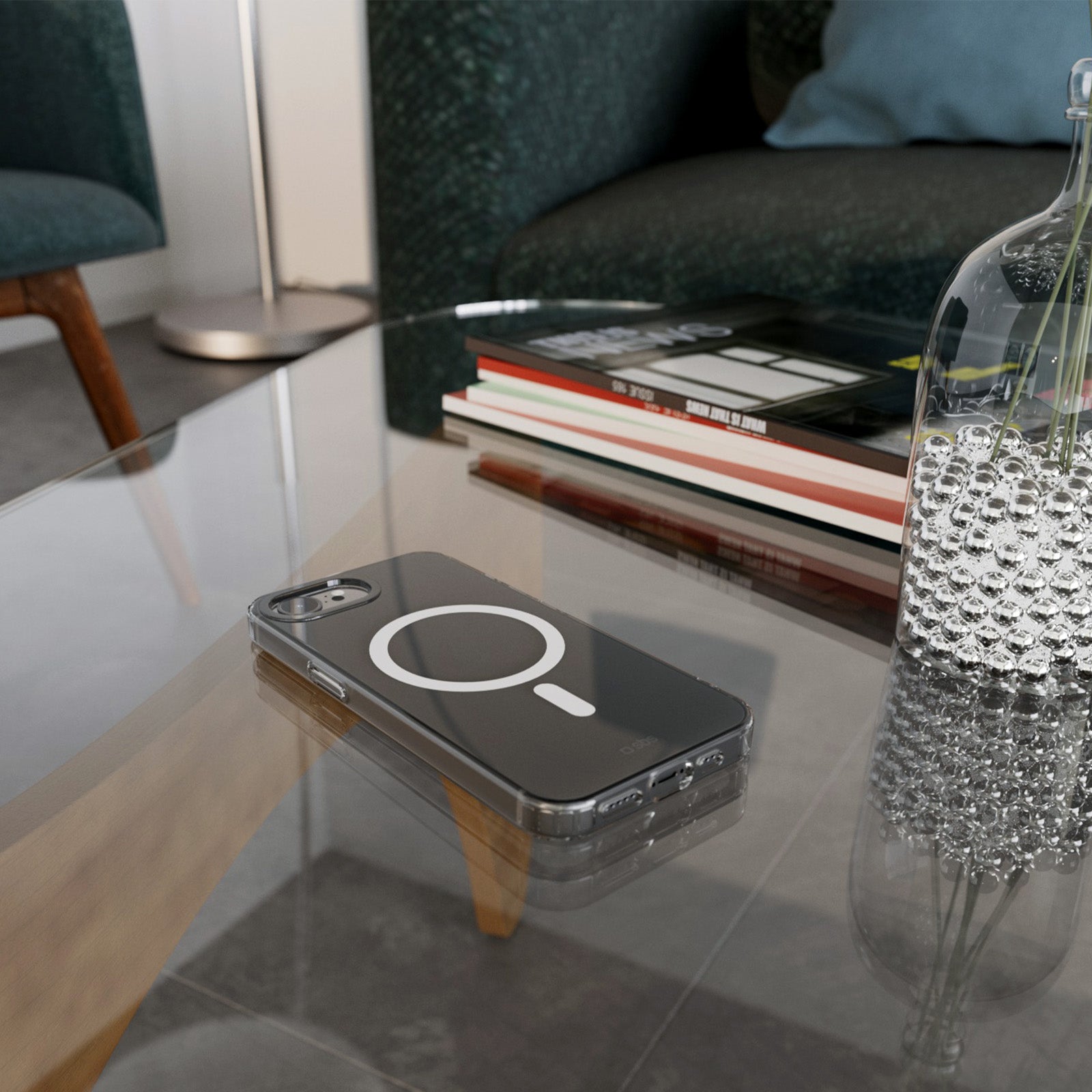 Rigid transparent case compatible with MagSafe charging for iPhone 16e